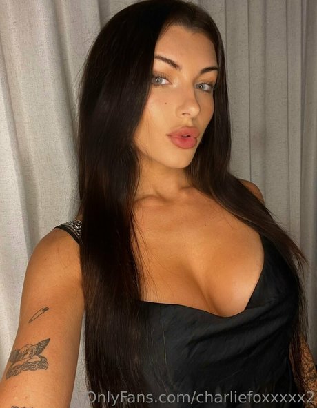 charliefoxxxxx2 アートスター 写真