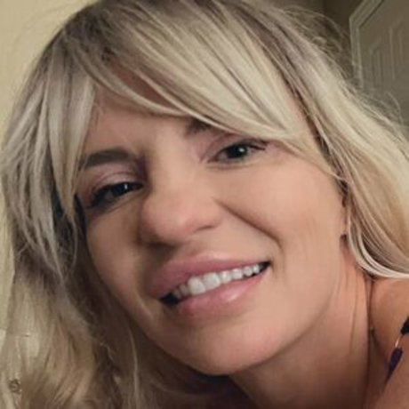 Tori Hendricks ポルノモデル 画像