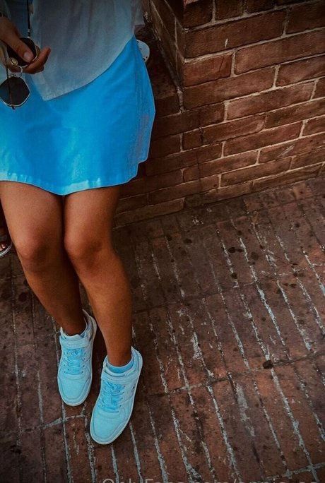 ニューハーフ ドミナトリックス OnlyFans アダルト 画像