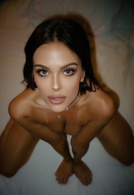 Abby Glasby ポルノスター エロティック 画像