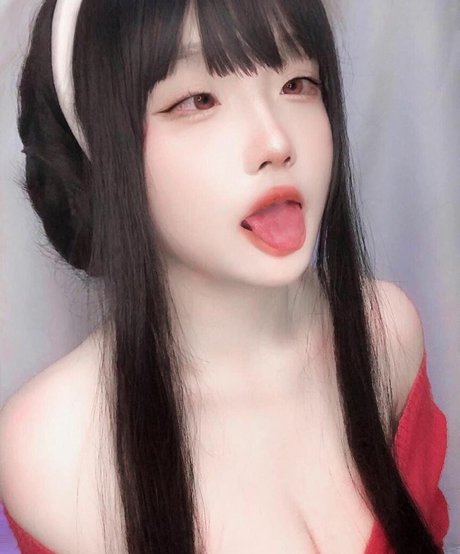 18歳のOnlyFans 無料裸 写真