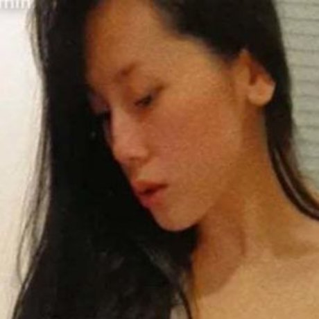 makicuty ポルノモデル 写真