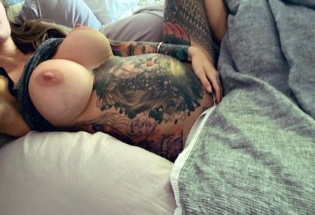 Evelyn Miller top profile image