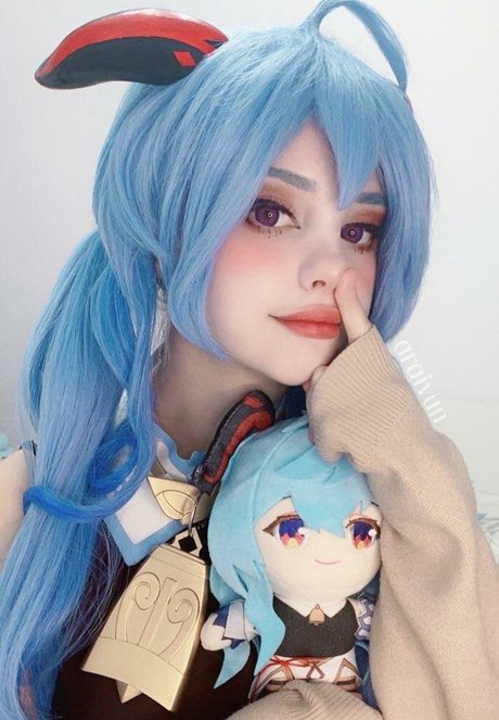 Araivun セクシーモデル 写真