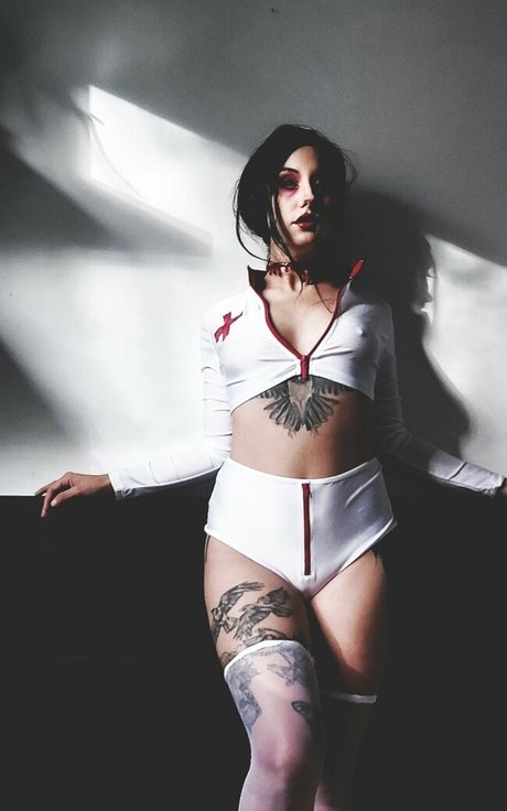 本物のティーンオンリーファン セクシーヌード ギャラリー