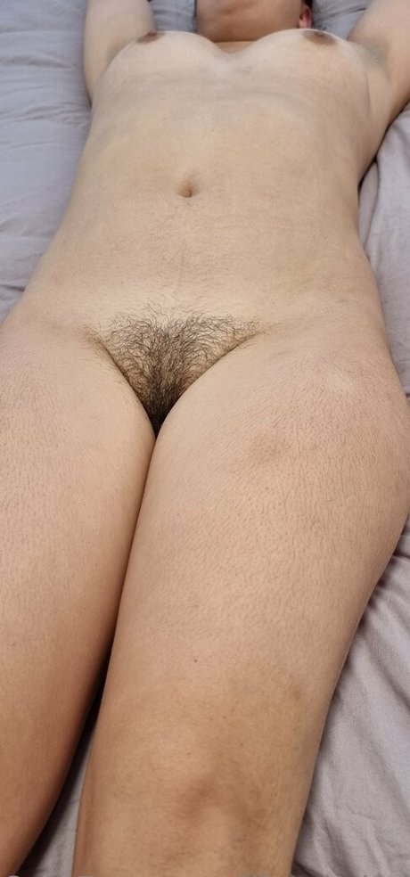 若い熟女OnlyFans セクシーヌード ギャラリー