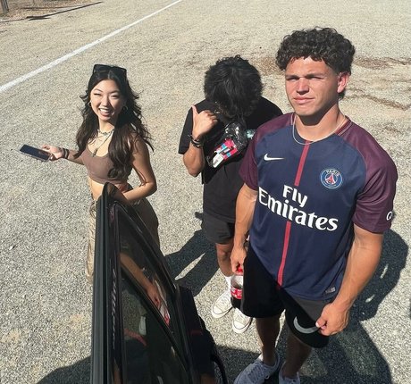 小人エボニーOnlyFans ポルノ 写真