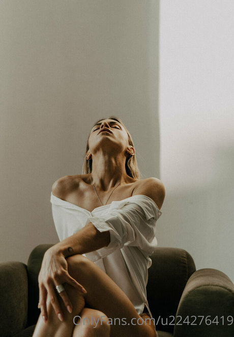 dindondin セックススター ギャラリー