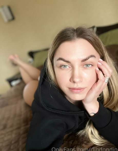 dindondin 独占モデル 画像