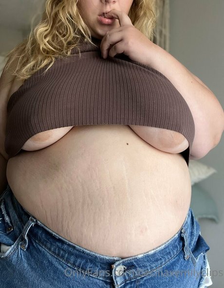 ゲイランジェリーOnlyFans 素敵 ギャラリー