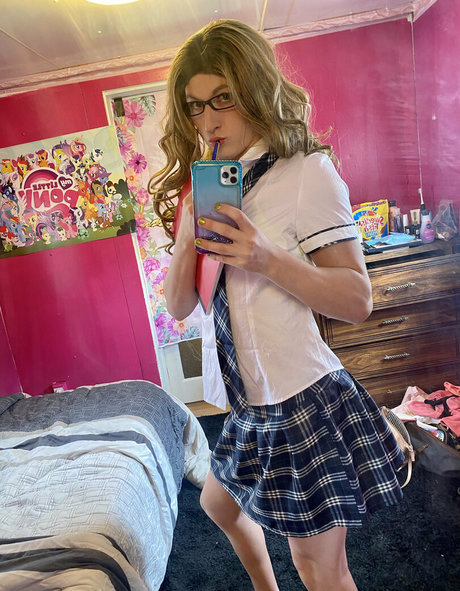 kymmyharper profile image