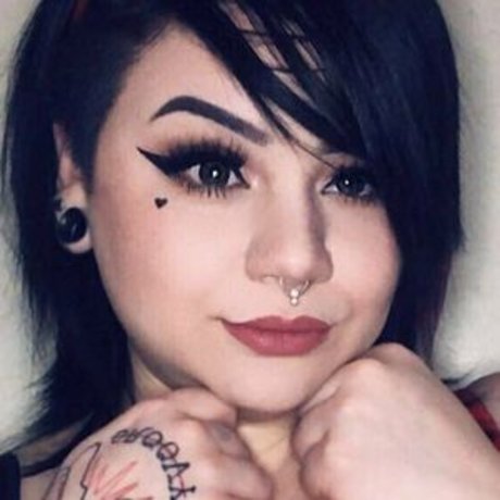 ぽっちゃりデブ尻OnlyFans ホットポルノ 画像