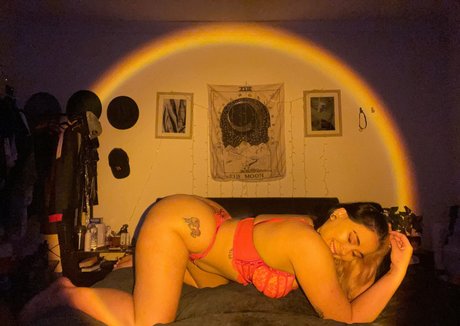 lando valentine アートモデル 写真