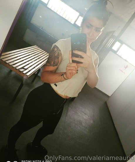 pampi cush 美しい女優 写真