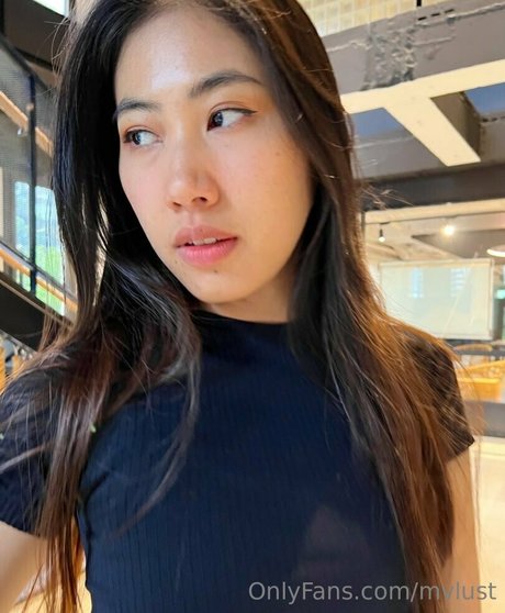 mvlust 完璧な女優 写真