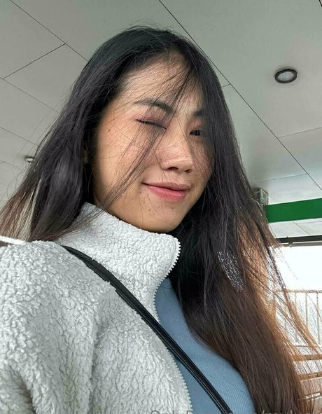 mvlust ポルノスター 高品質 画像