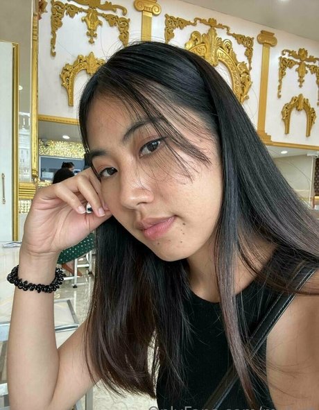 mvlust HDスター 画像