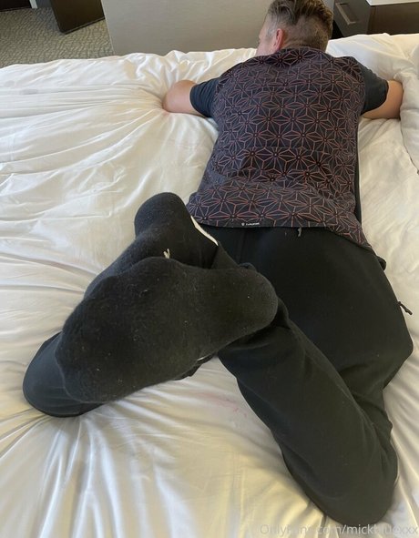 膨らみ OnlyFans ホット裸 画像