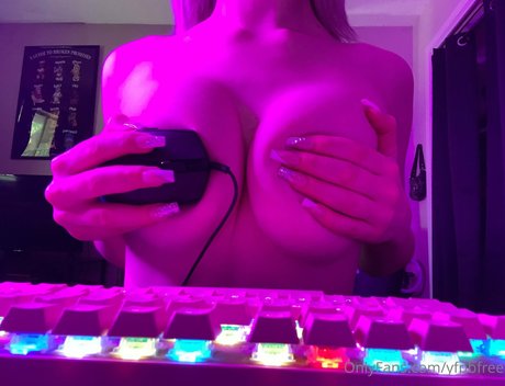 yfpbfree スター xxx 画像