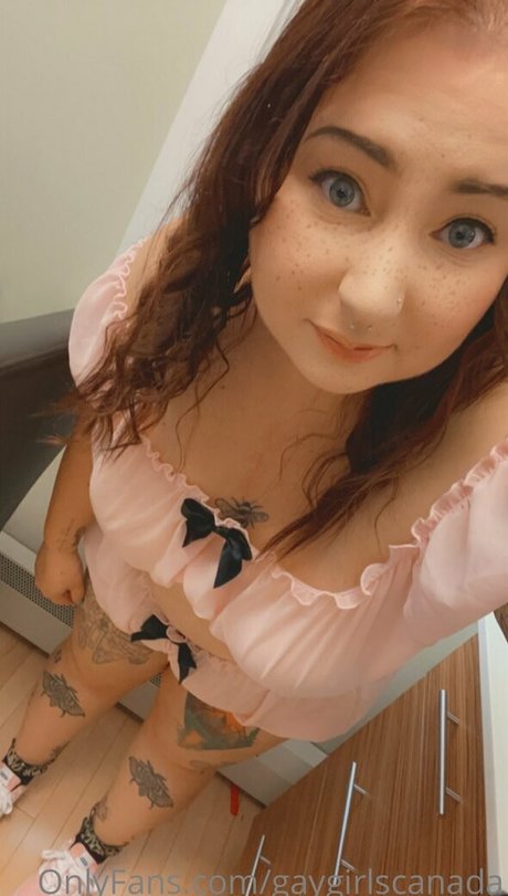 レズビアンセックスOnlyFans ホットヌード 写真