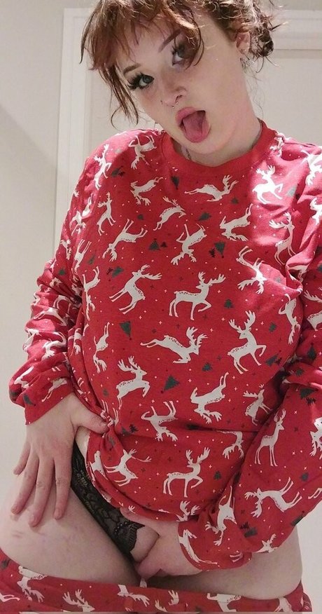 urlilsuccubus 裸のスター 写真