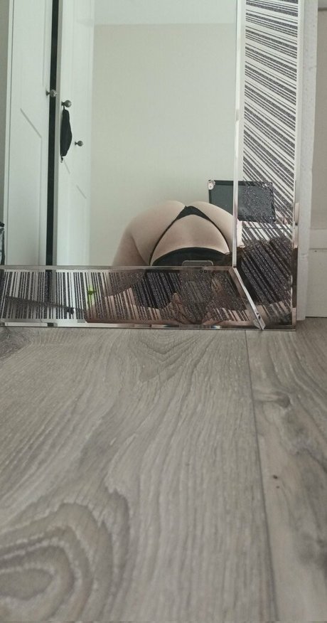 urlilsuccubus アートポルノスター ギャラリー