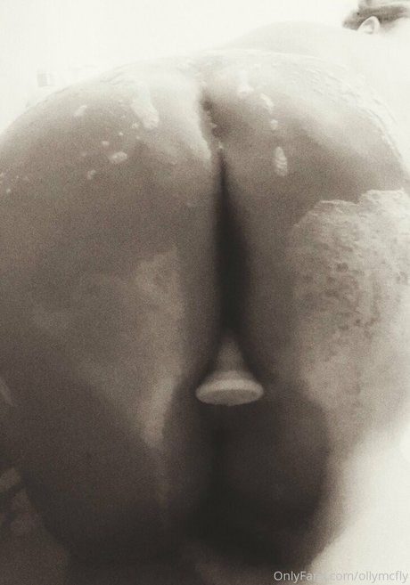 ollymcfly ポルノスター 写真