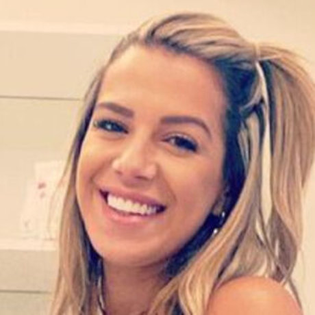 Naty Potira 美しいモデル 写真