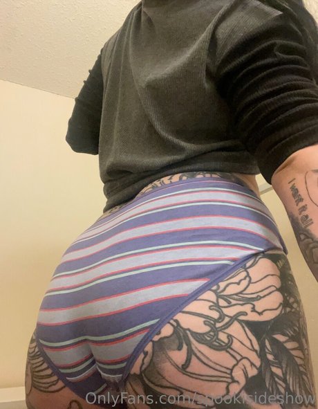 ストリッパーOnlyFans 無料ヌード アーカイブ