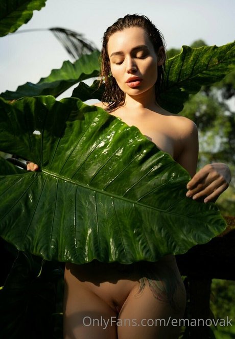 PawgトランスOnlyFans ホット 写真