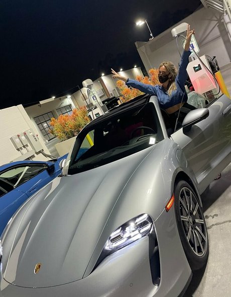 farrahabraham アダルト女優 画像