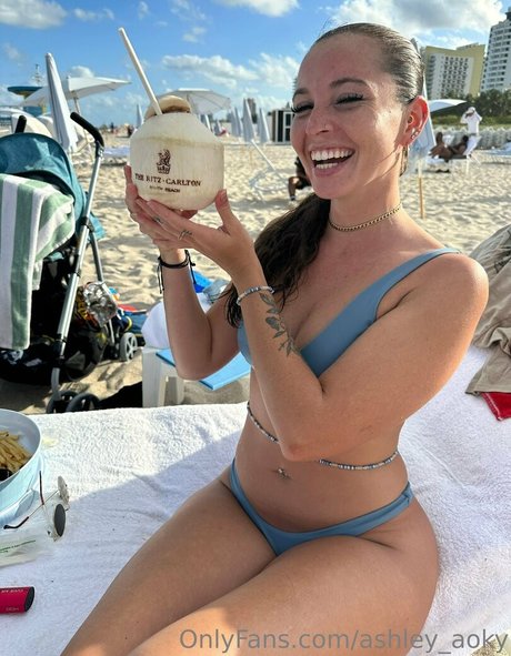 ティーンのおっぱいOnlyFans ホット ギャラリー