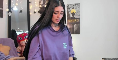 巨根ゲイOnlyFans 無料ヌード 画像