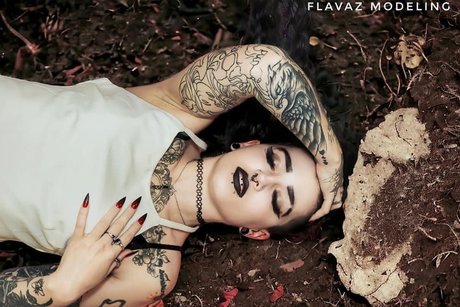 Siren Starr 素敵なモデル 写真