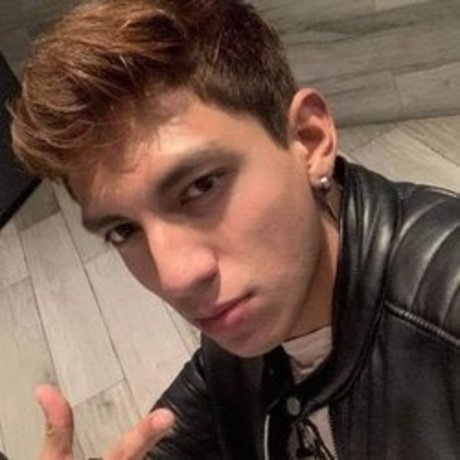 Charly Mala Fama 30K_ 高品質女優 画像