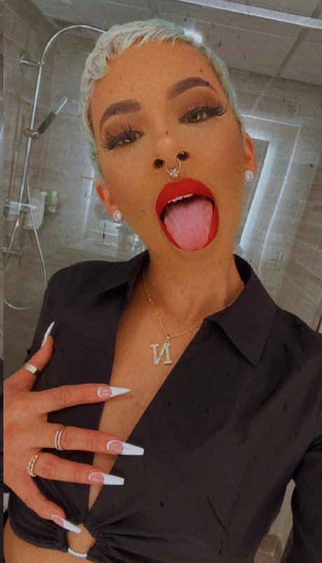 Unicorns Exist 女優 写真