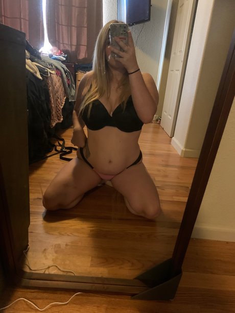 Mila Huddleston_ ホットなポルノスター 写真