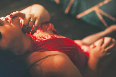 BeekersWife アート女優 写真