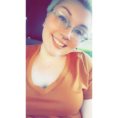 リップスオンリーファンズ 美しい裸 画像