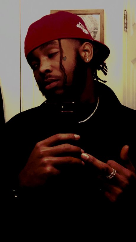 ブロンドヨガOnlyFans 素敵 画像