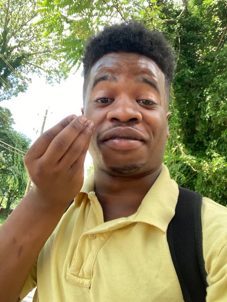 Aqua Mond 美しいスター ギャラリー