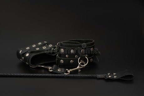 アジアの女性支配OnlyFans セクシー裸 画像