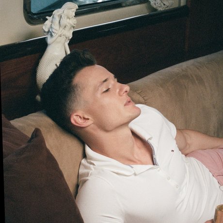 Grant Ducati HDポルノスター 画像