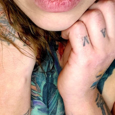 Mrs butcher FREE_ ポルノスター 写真