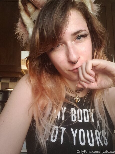 手袋onlyfans 素敵 画像