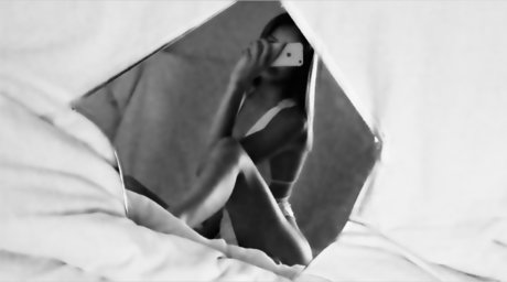 Dexi ポルノスター HD 写真