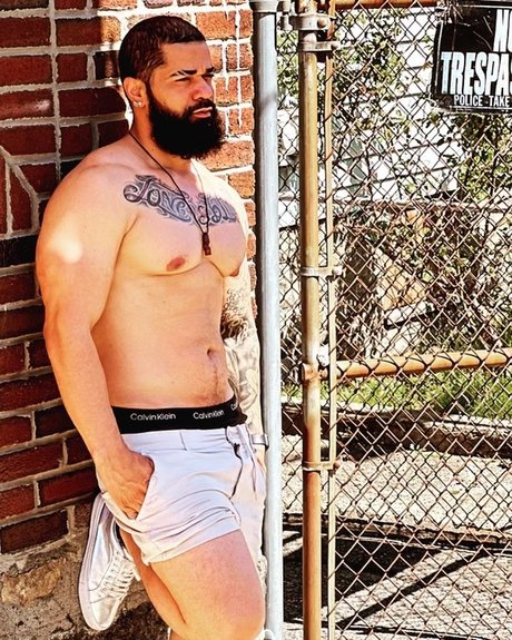 Jorge Lara 裸モデル 画像