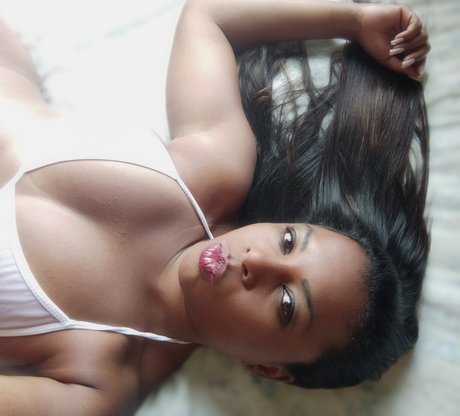 Mystic Seduction free アダルトモデル 画像