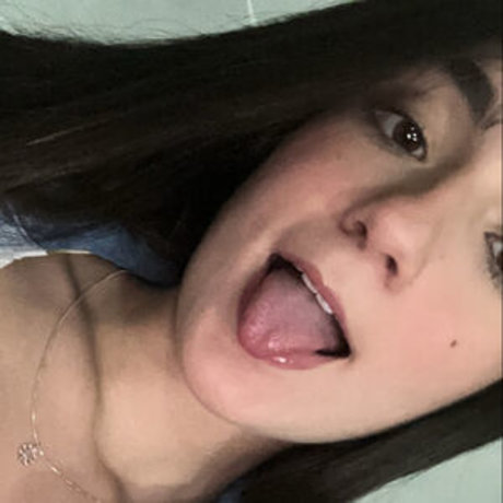 セクシーなブロンドのOnlyFans 無料セックス 写真