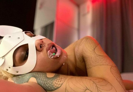 PPVなしOnlyFans アートヌード 写真